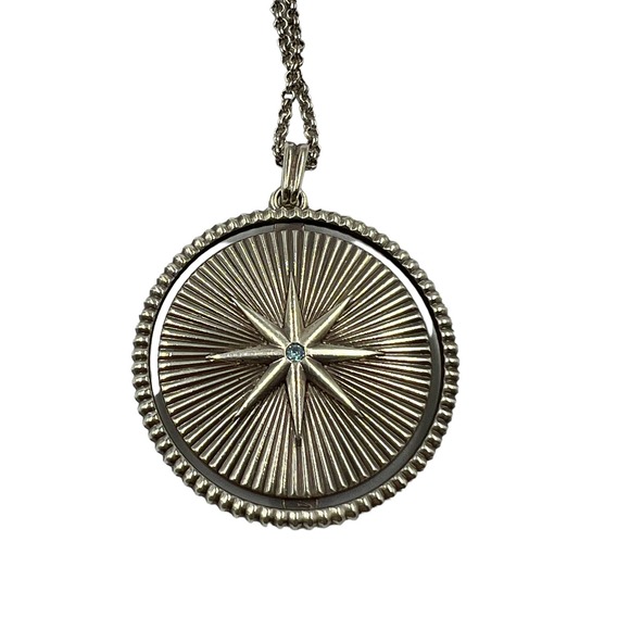 HALO RAYS PETITE NECKLACE - Picture 3 of 3